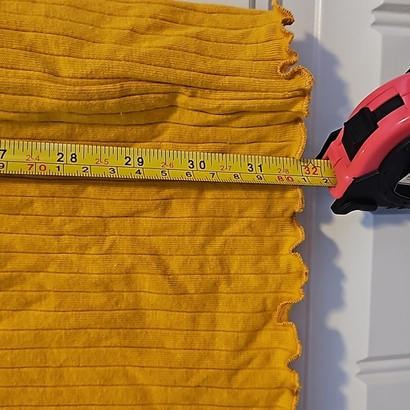 Yellow Off Shoulder Sundress Size L - Picture 4 of 7